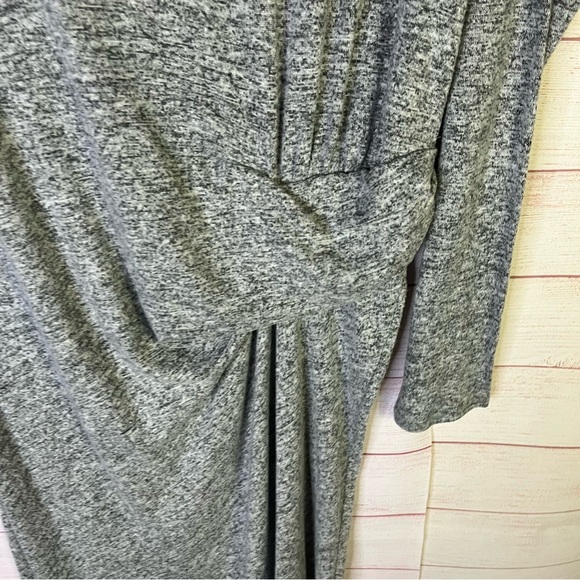 Athleta Malaga Gray Crew Neck Ruched Waist Dress Size Large - Picture 4 of 5